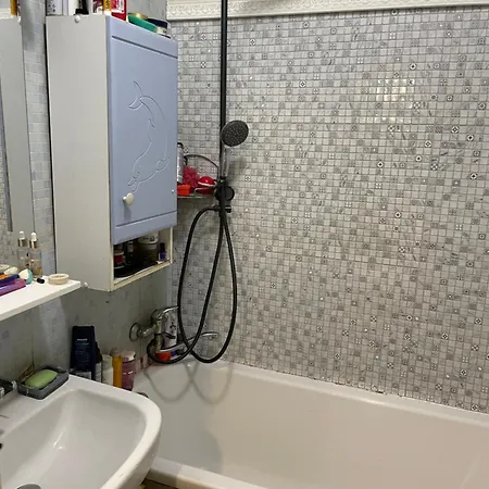 Apartament Handy Flat With Sauna And Tube-ubahn Praga